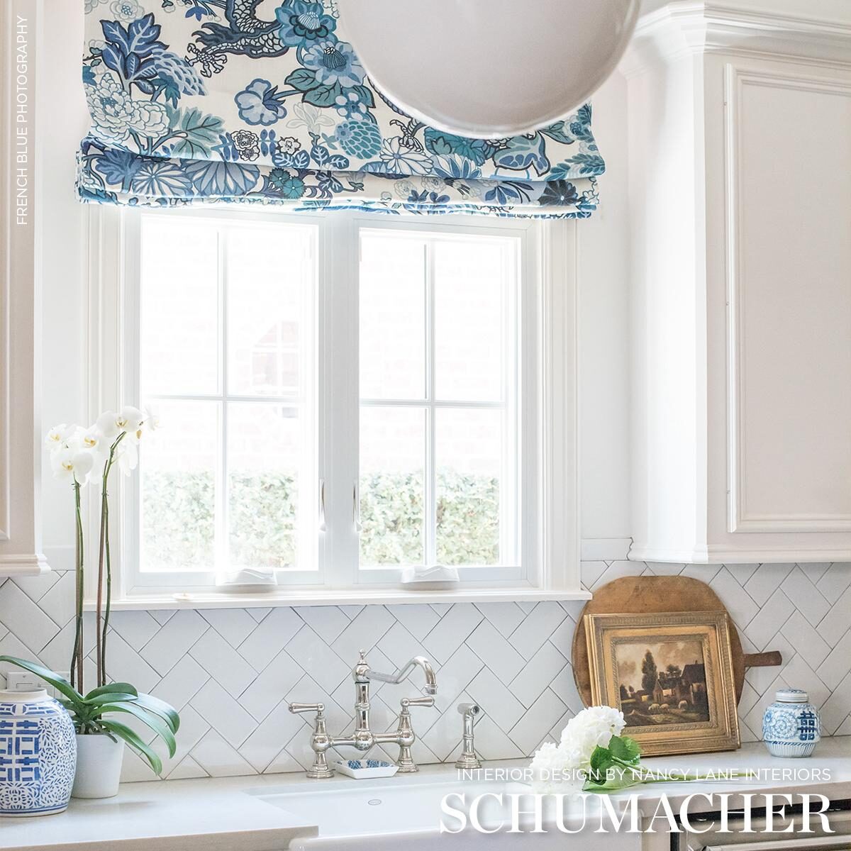 By yard Schumacher Chiang Mai Dragon China Blue Linen Print 173272