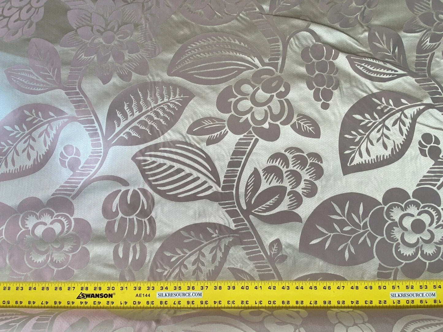 Old World Weavers 100% Silk Damask Carlsten Lilac MSRP USD 278/Y