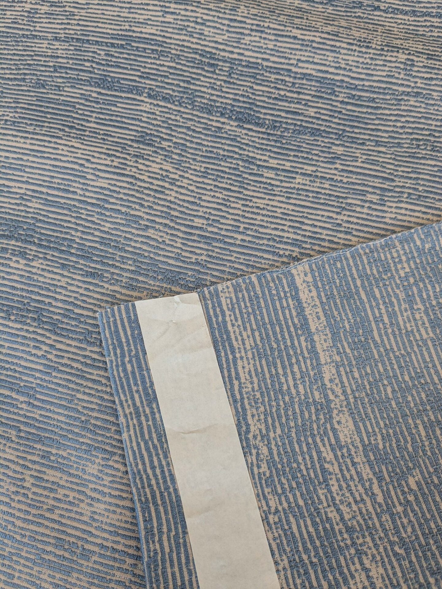 87 EV37 16" x 26" Lelievre Paris Ressource Ciel Blue White Viscose Stripe