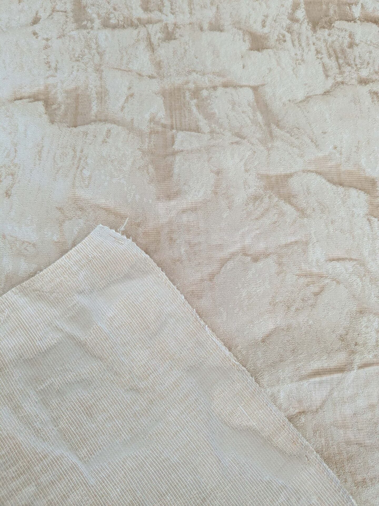 76 EV37 27" x 27" Old World Weavers Trilussa Almond Light Beige Gray Abstract Large Jacquard