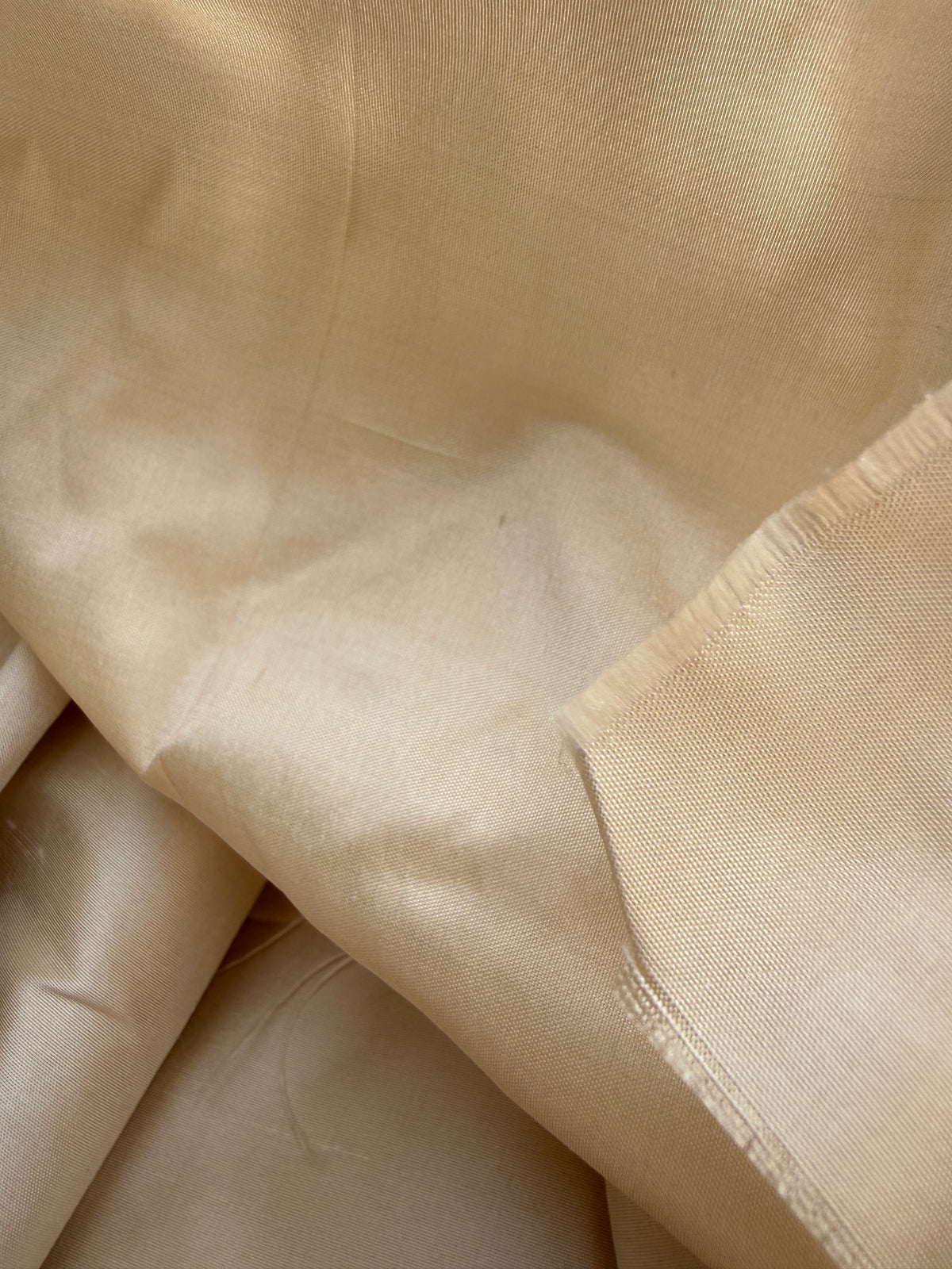 Candlelight In Vanilla Creme High Quality 100% Silk Taffeta
