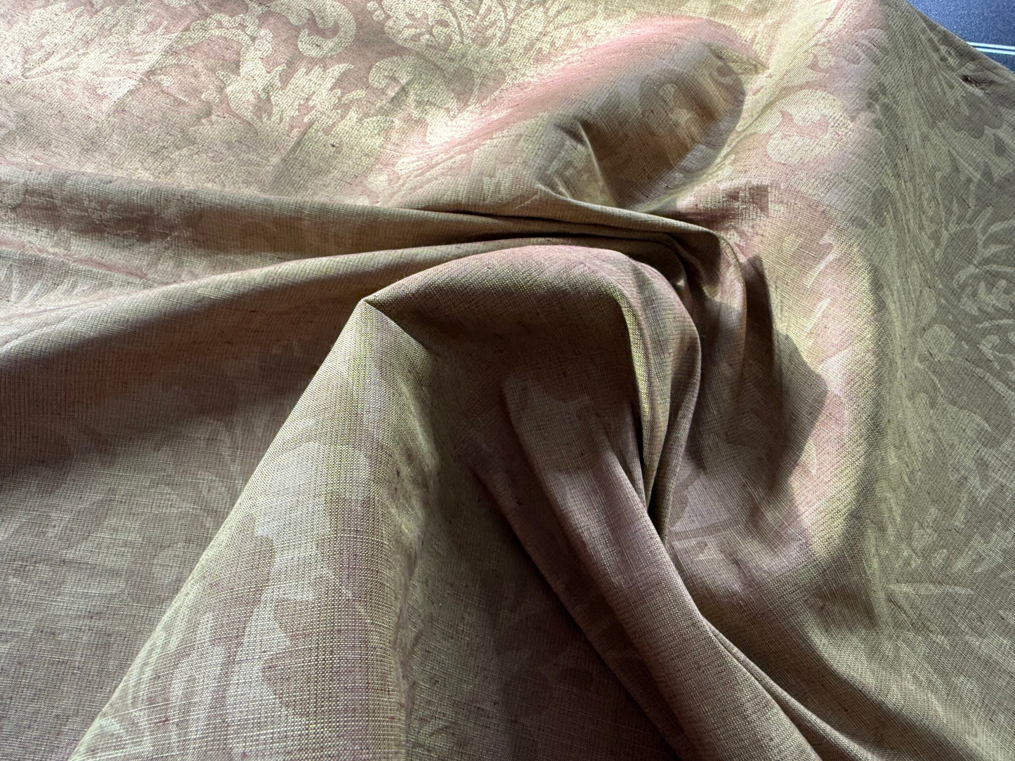 14 Berkbox39 Scalamandre Silk linen damask Alexandrine Gold Plum Red