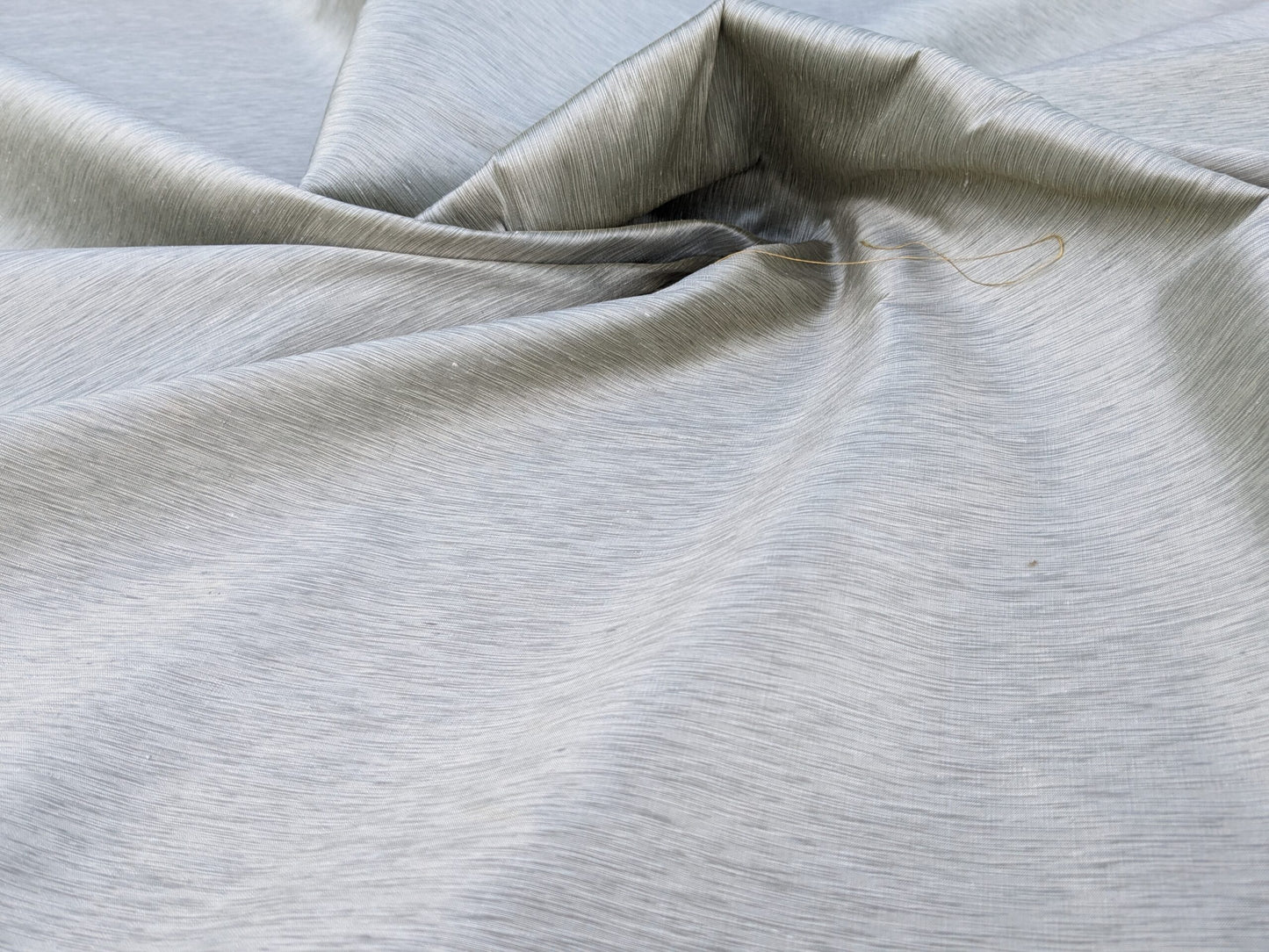 Scalamandre Hinson Diffusion Taffeta Pewter Gray Silk Solid Texture MSRP USD294/y