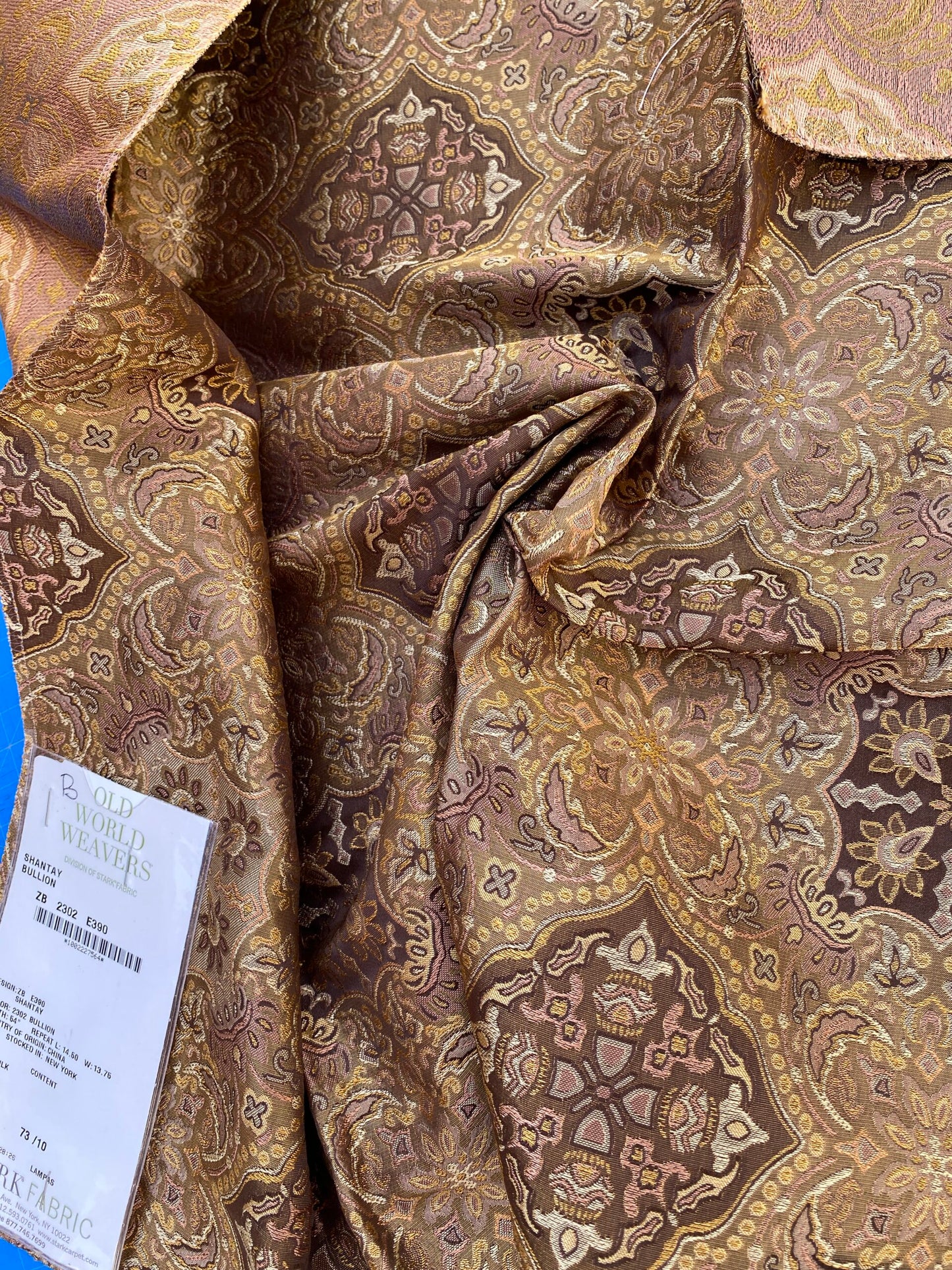 58 Berkbox72 Scalamandre Square Silk Old World Weavers Shantay Bullion Brown Medallion MSRP $300+/y
