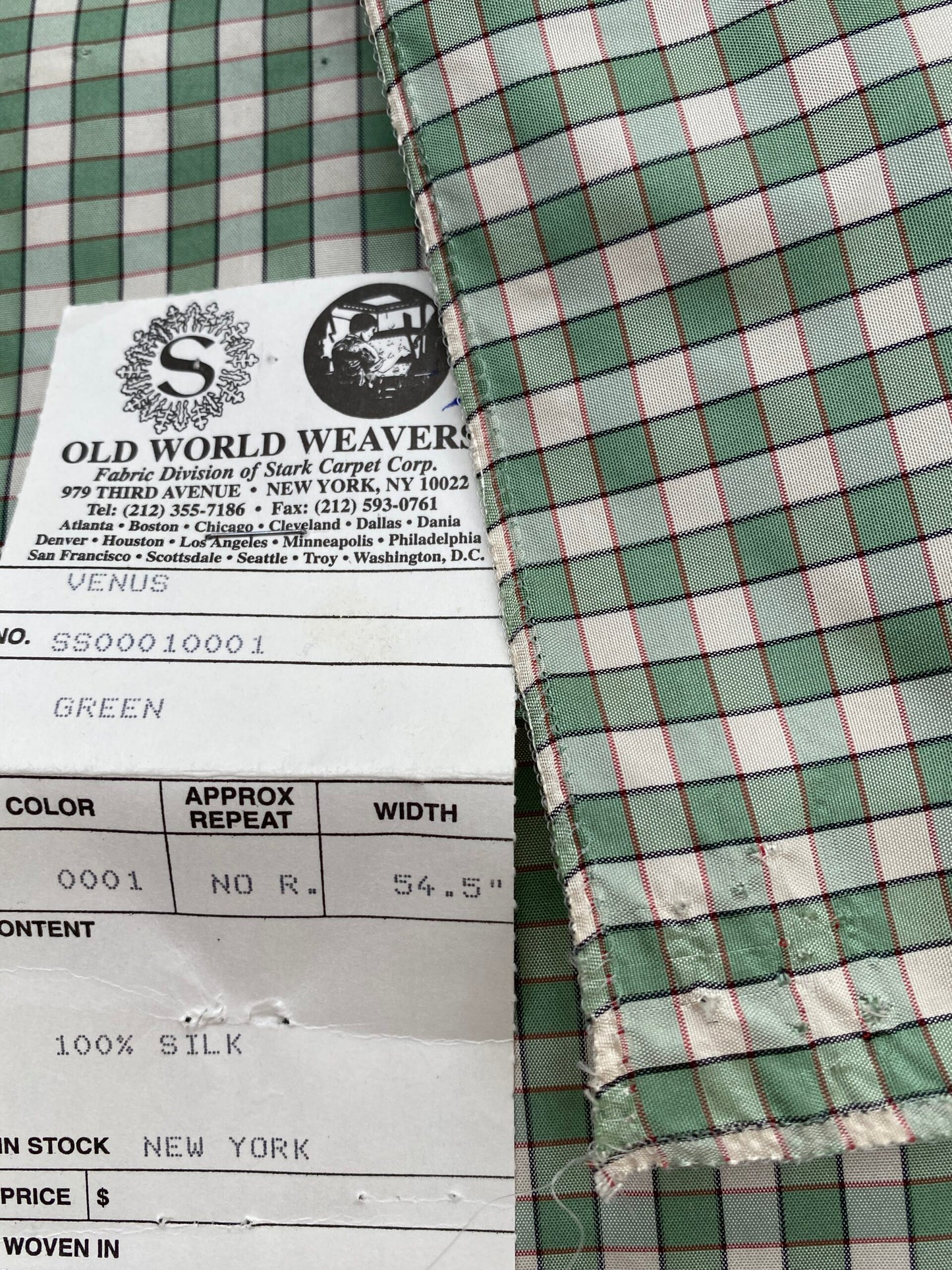 7 Berkbox71 Scalamandre Square Silk Venus Green Plaid Check MSRP USD300+/y