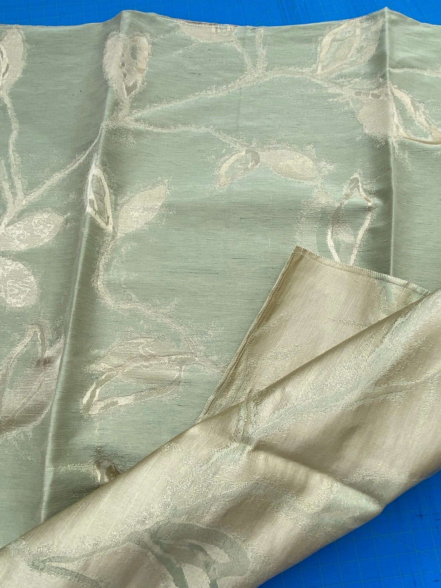 16 Berkbox71 Scalamandre Square Silk Grey Watkins Maharajah Arctic Reversible Green Cream Damask Tree Foliage MSRP USD348/y