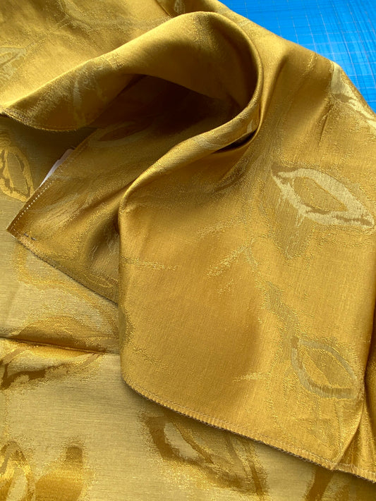 25 Berkbox71 Scalamandre Square Silk Grey Watkins Maharajah Antique Gold Reversible Gold Tree Foliage MSRP USD348/y