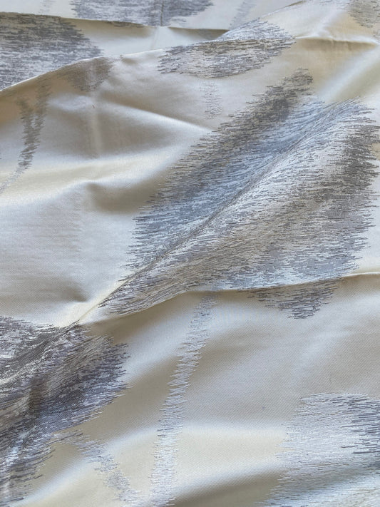 4 Berkbox73 Square Silk Blend by Old World Weavers Isabella Moon Glow Gray White MSRP USD 428/y