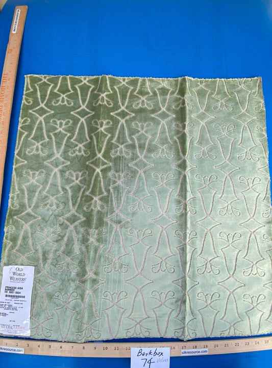 8 Berkbox74 Square Velvet by Old World Weavers Princess Aida Bamboo Green Cut Velvet Silky MSRP USD 265/Y