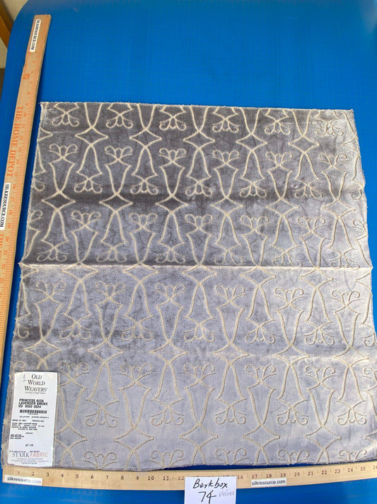 9 Berkbox74 Square Velvet by Old World Weavers Princess Aida Lavender Smoke Gray Cut Velvet Silky MSRP USD 265/Y