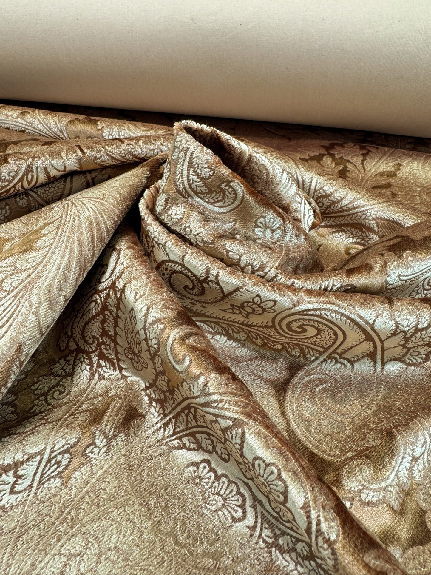 Scalamandre Palermo Velvet Paisley Copper Brown Printed Velvet Botanical Foliage MSRP USD610/y