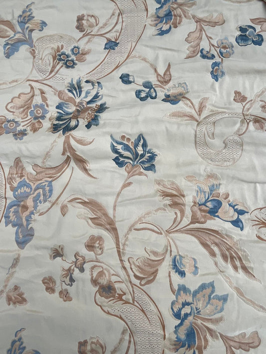 16 Berkbox48 2.5 yard Scalamandre La Fiorentina Blue / Antique Yellow Lampases By Old World Weavers MSRP USD 456/y