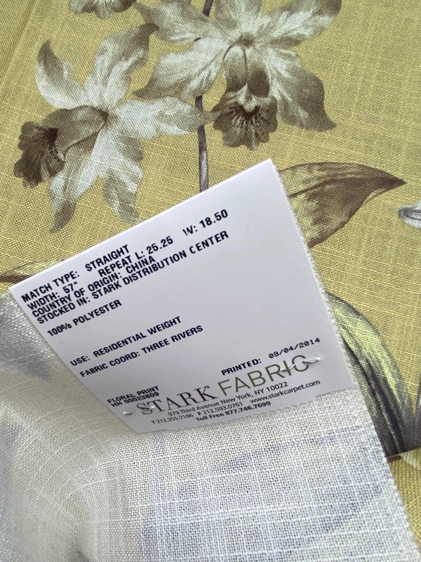 25 Berkbox77 Square Printed Fabrics by Old World Weavers Harkness Park Lemon Grass Yellow Polyester Floral MSRP USD 200+/Y