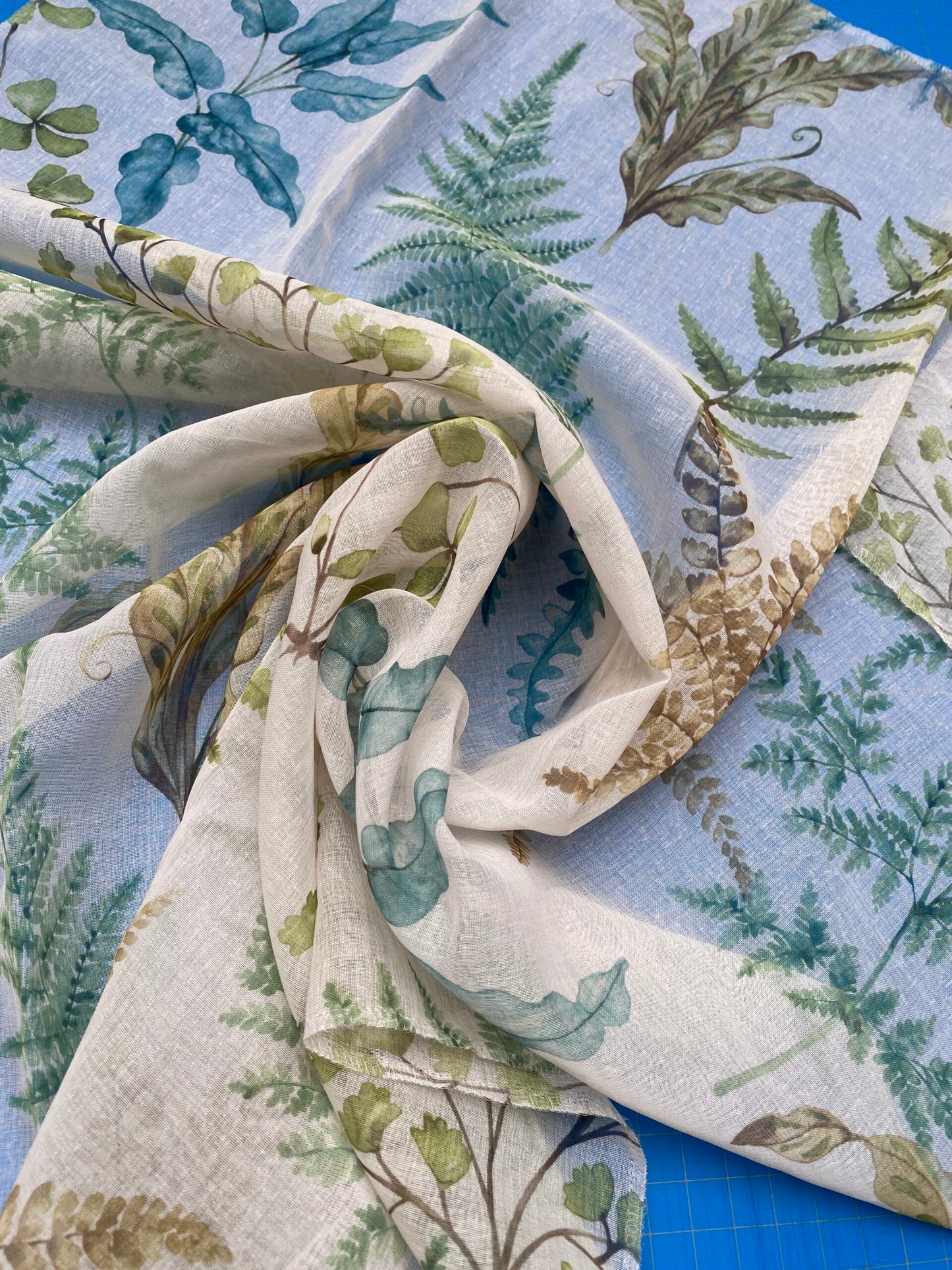 27 Berkbox77 Square Printed Fabrics by Old World Weavers Woodbury Sheer Spring Green Blue Sheer MSRP USD 100/Y