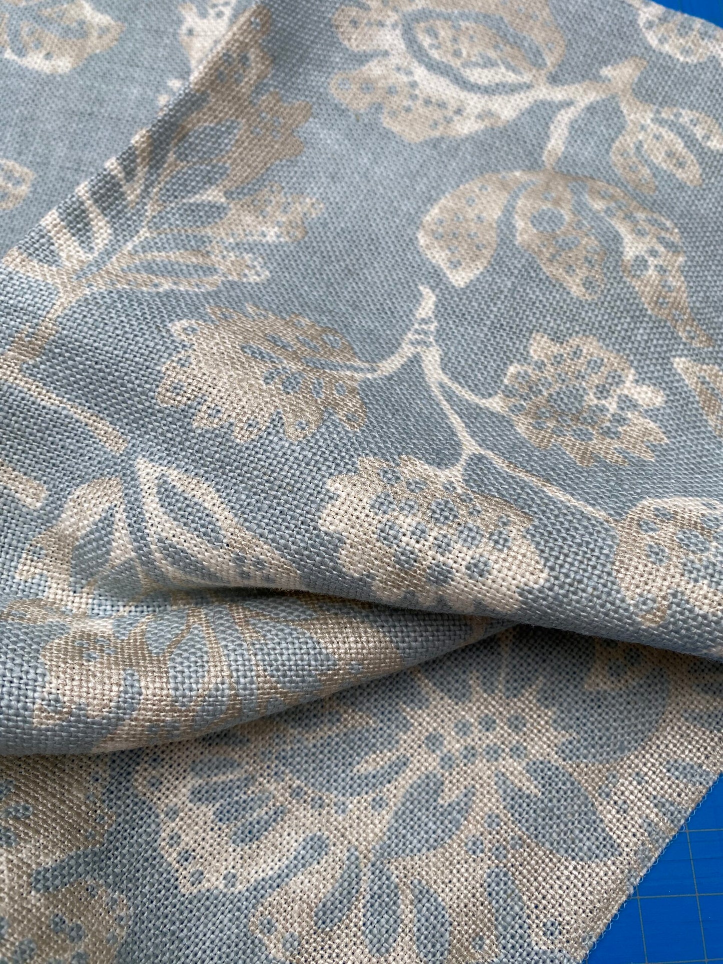 85 Berkbox77 Square Printed Fabric by Scalamandre Calais Linen Print Sky Blue White Floral MSRP 300+/y