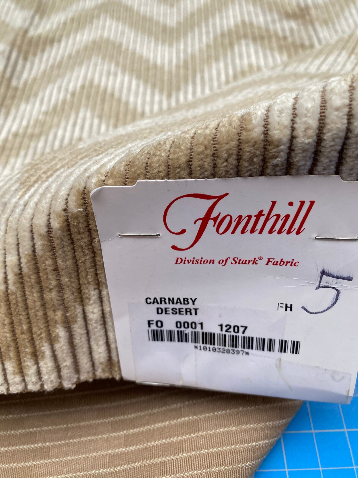 11 Berkbox78 Square Velvet by Fonthill Carnaby Desert Brown White Chevron MSRP USD 294/y