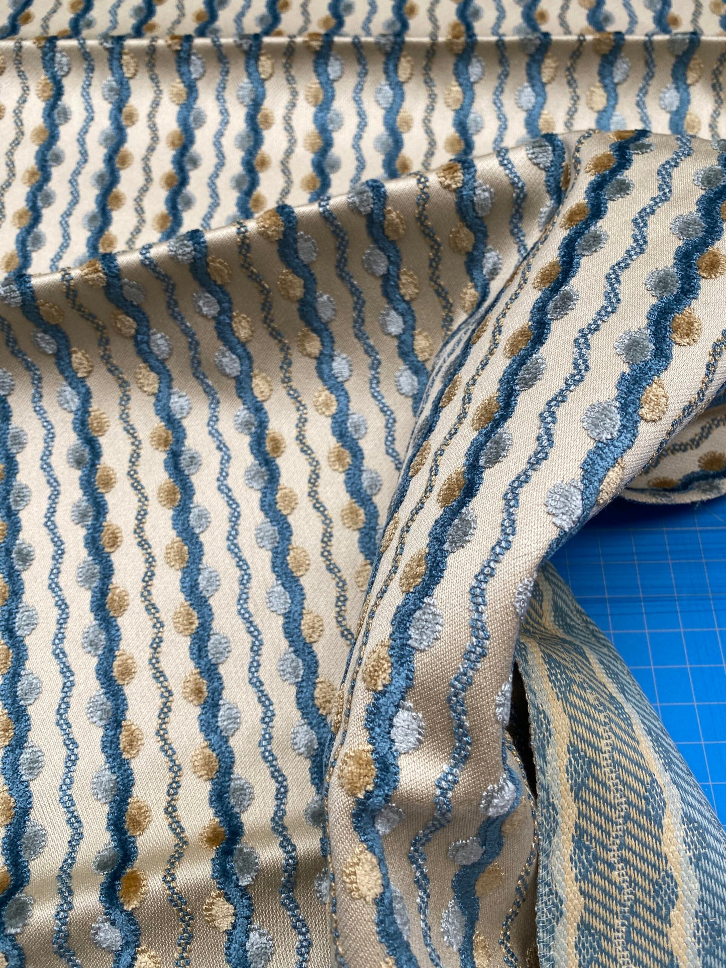 19 Berkbox78 Square Velvet by Old World Weavers Lavina Squiggle Bluejay Blue Beige Dot Circle Stripe Viscose 1.2y x 24" MSRP USD 300/y