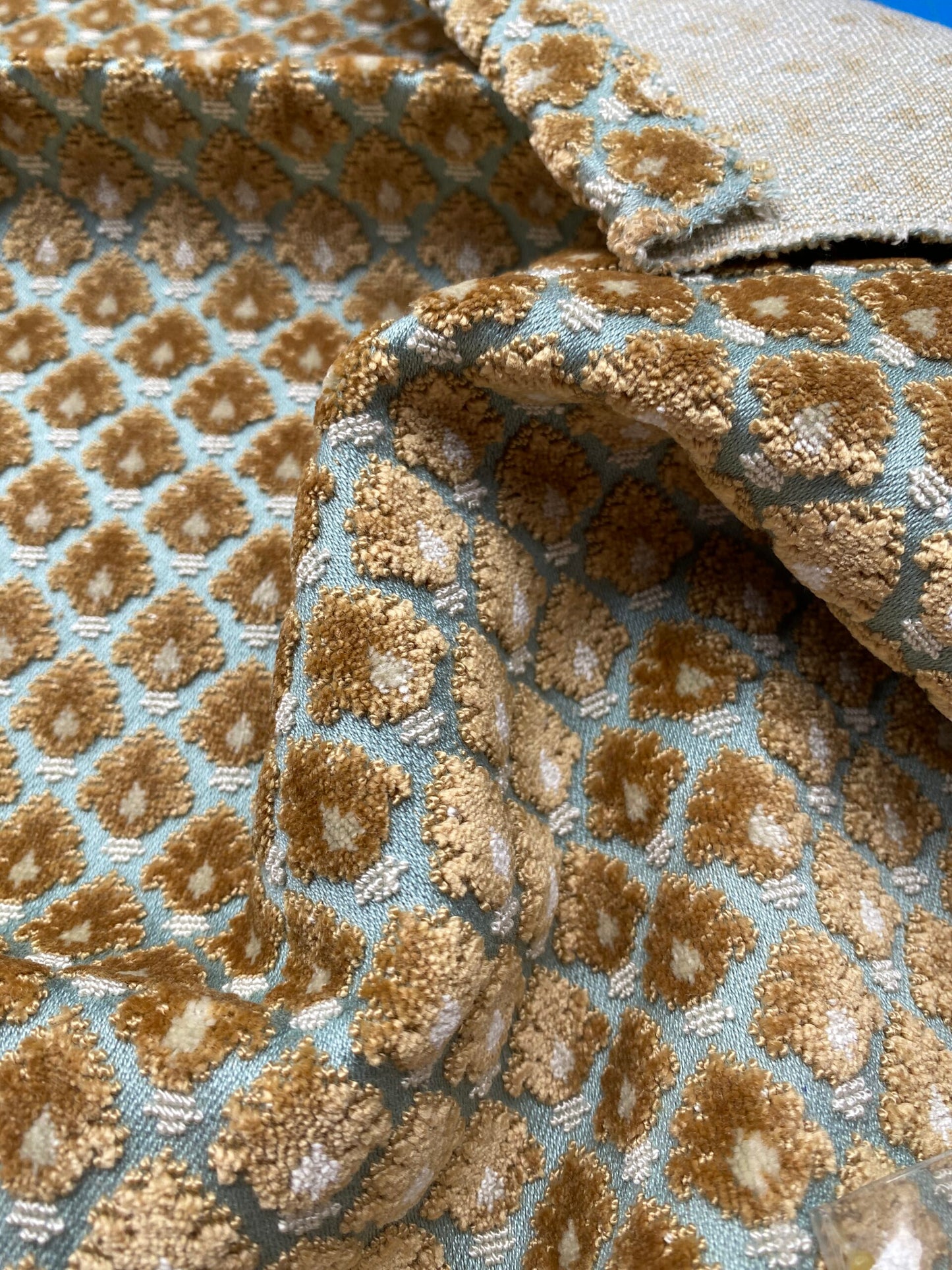 1 Berkbox79 Square Velvet by Old World Weavers Verrier Aqua Topaz Blue Brown Diamond Ogee 23"x30" MSRP USD 668/y