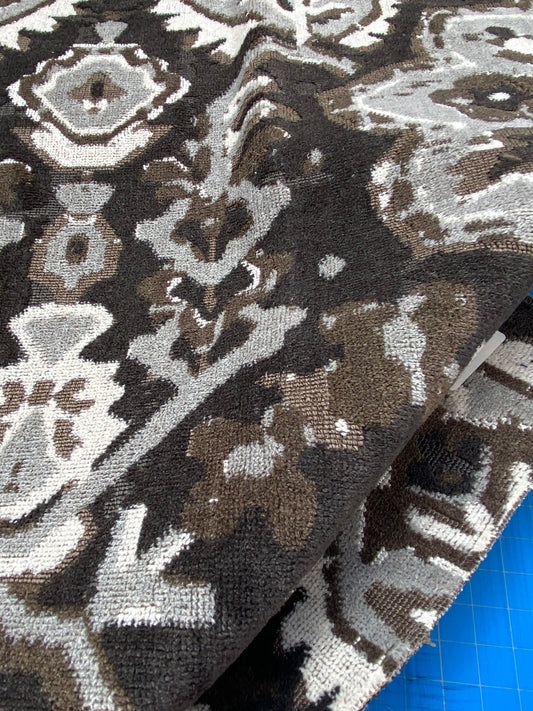 16 Berkbox80Square Velvet by Scalamandre Oushak Linen Velvet Smoke Linen Abstract Brown Beige MSRP USD638/y Piece 5