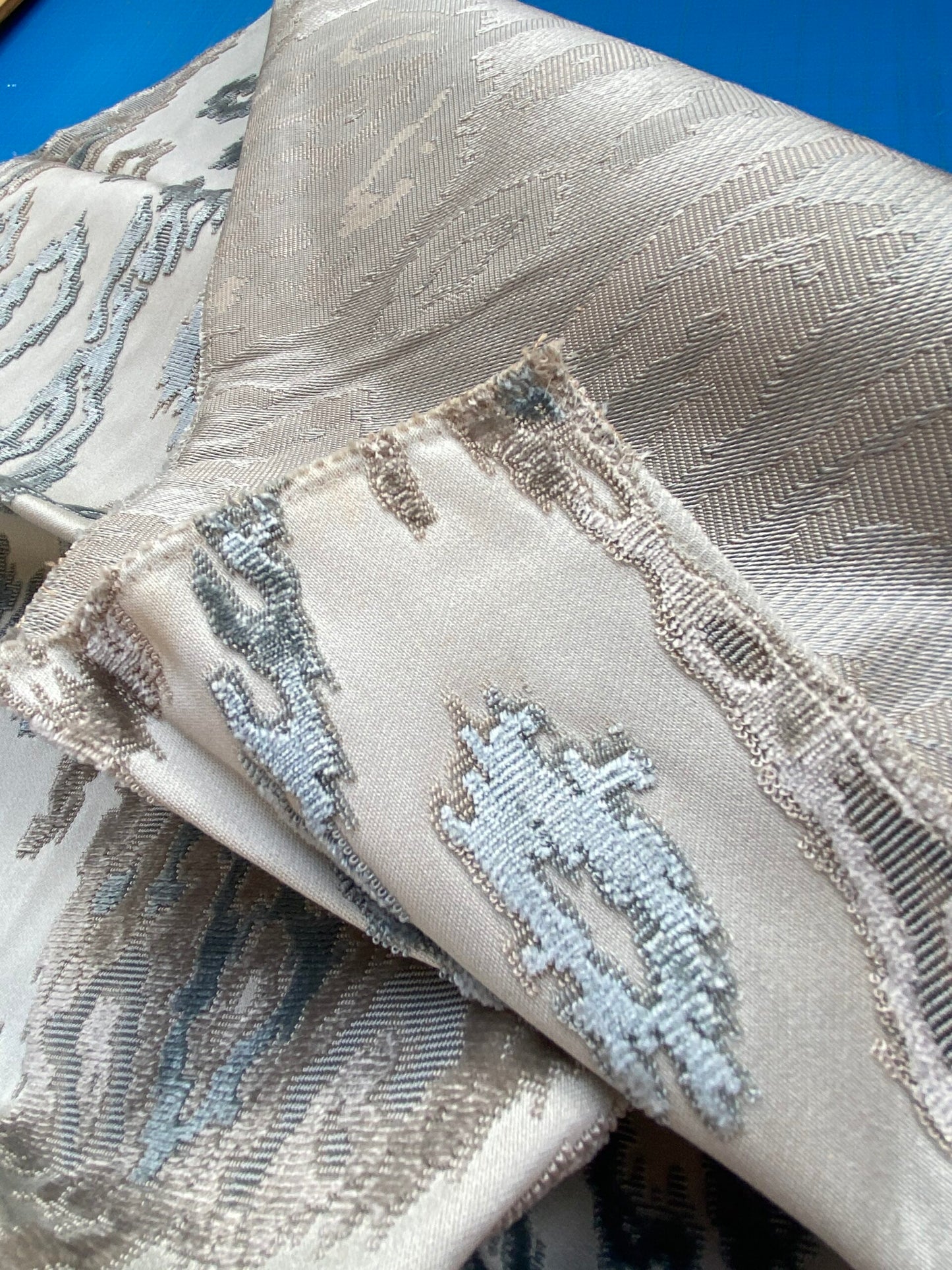 18 Berkbox80 Square Velvet by Old World Weavers Tai Lao Mist Art Deco Blue White Cream MSRP USD532/y