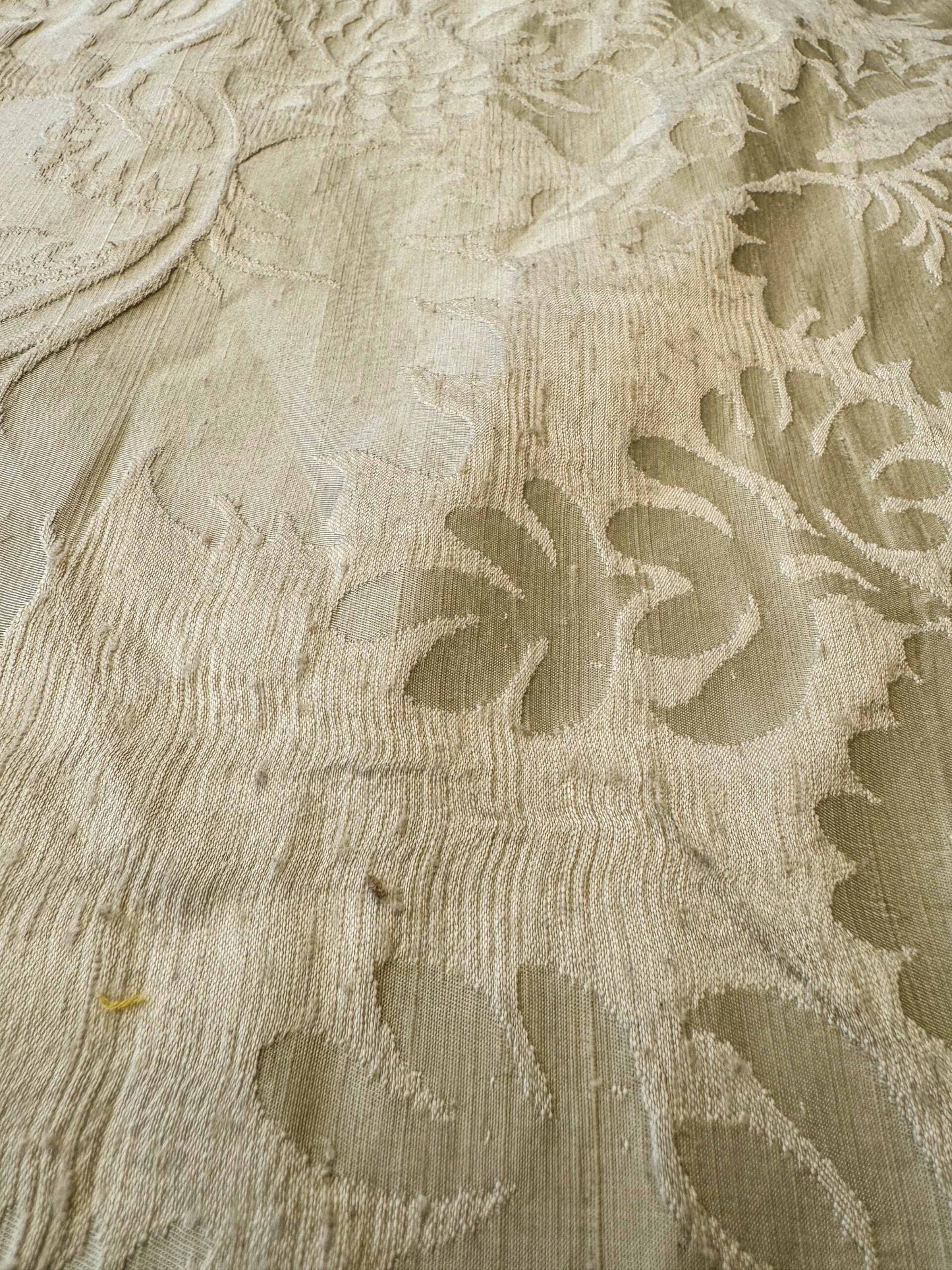 0.6Y Scalamandre Beige Damask French Court Silk Renaissance