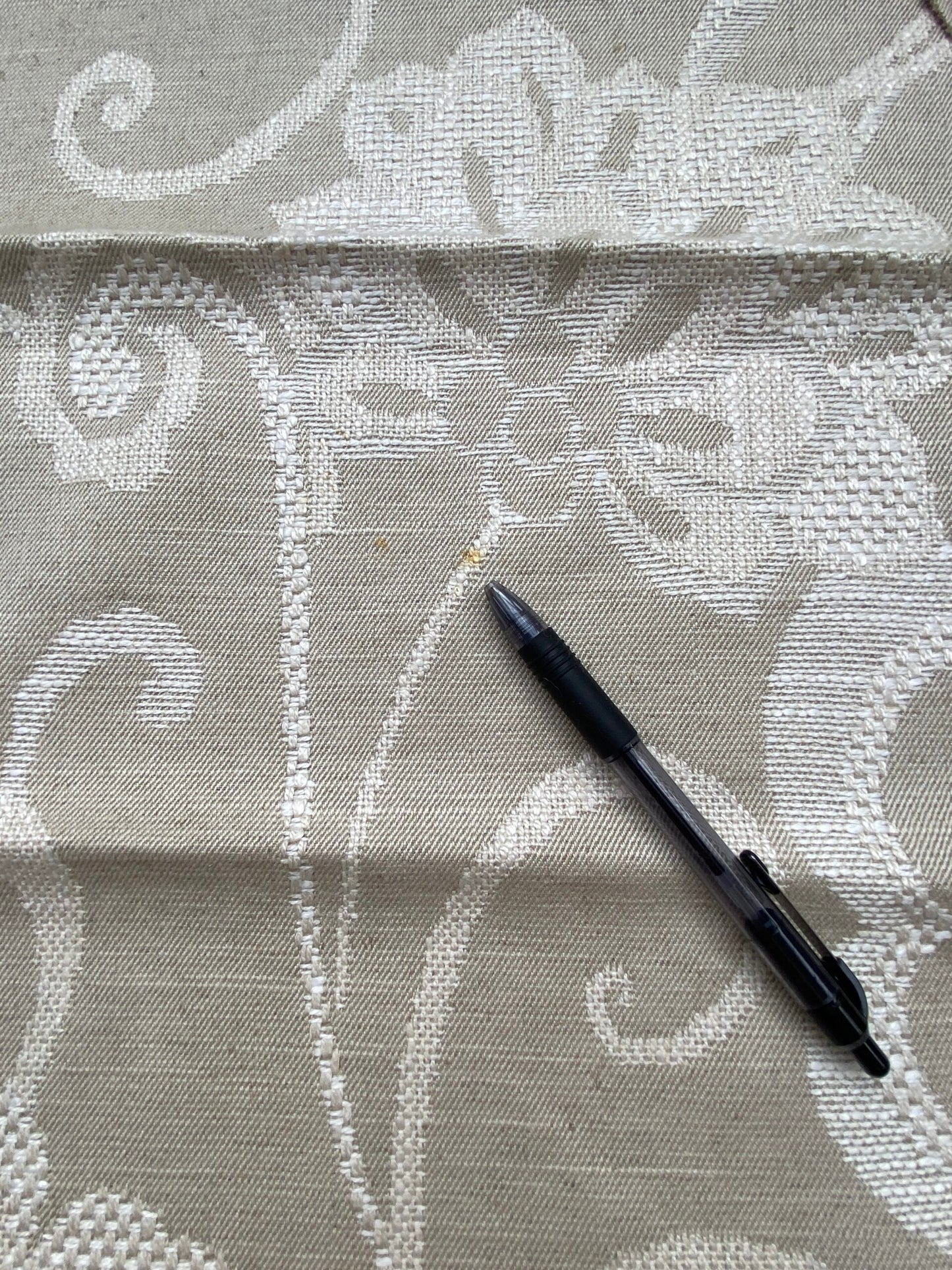 32 Berkbox86 Square Jacquard by Grey Watkins Slovenia Eggshell Beige White Large Crewel Flower Lampas Fr Italy Damask Novelty MSRP USD 290/Y