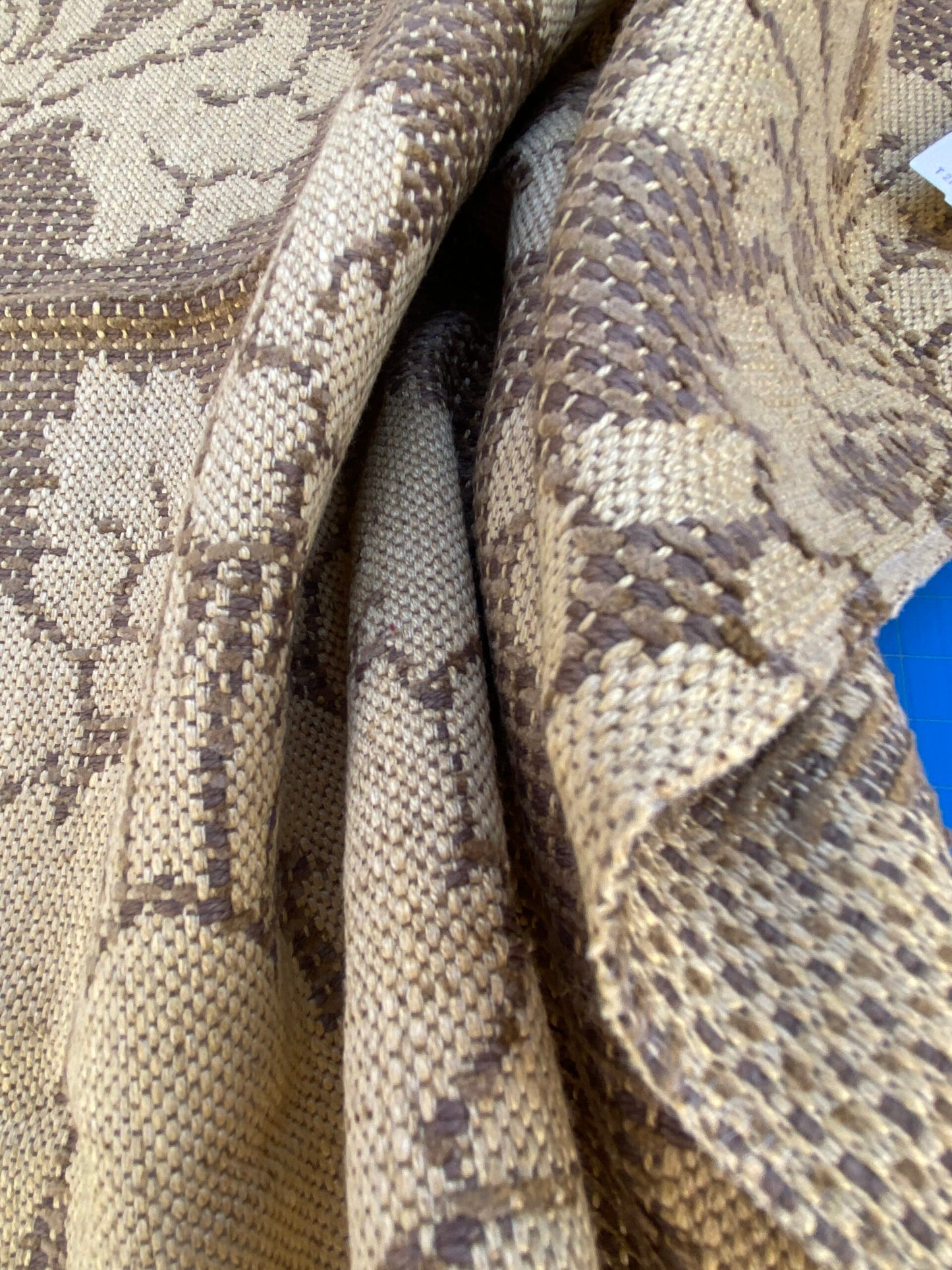 34 Berkbox87 Square Jacquard by Old World Weavers Lucretia Damask Driftwood Tan Beige Renaissance Classic Damask Thick MSRP USD 300/Y