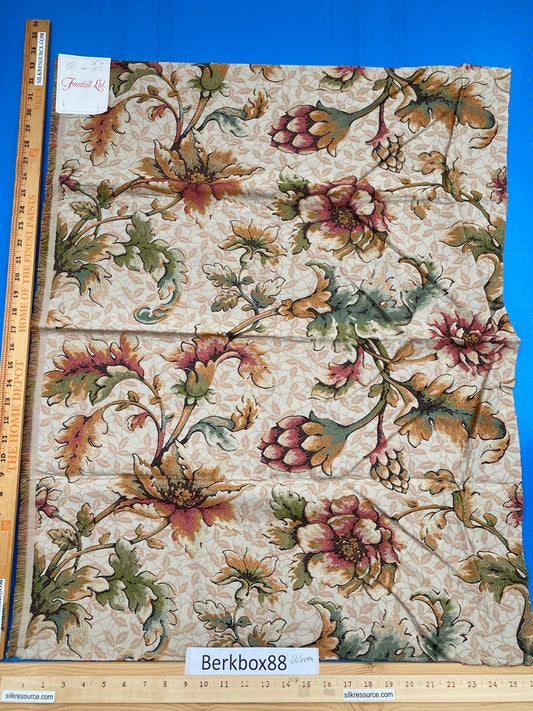 25 Berkbox88 Square Woven by Fonthill Lampasso Firenze Multi/Cream Floral White 34"L x 26"W MSRP USD304/y