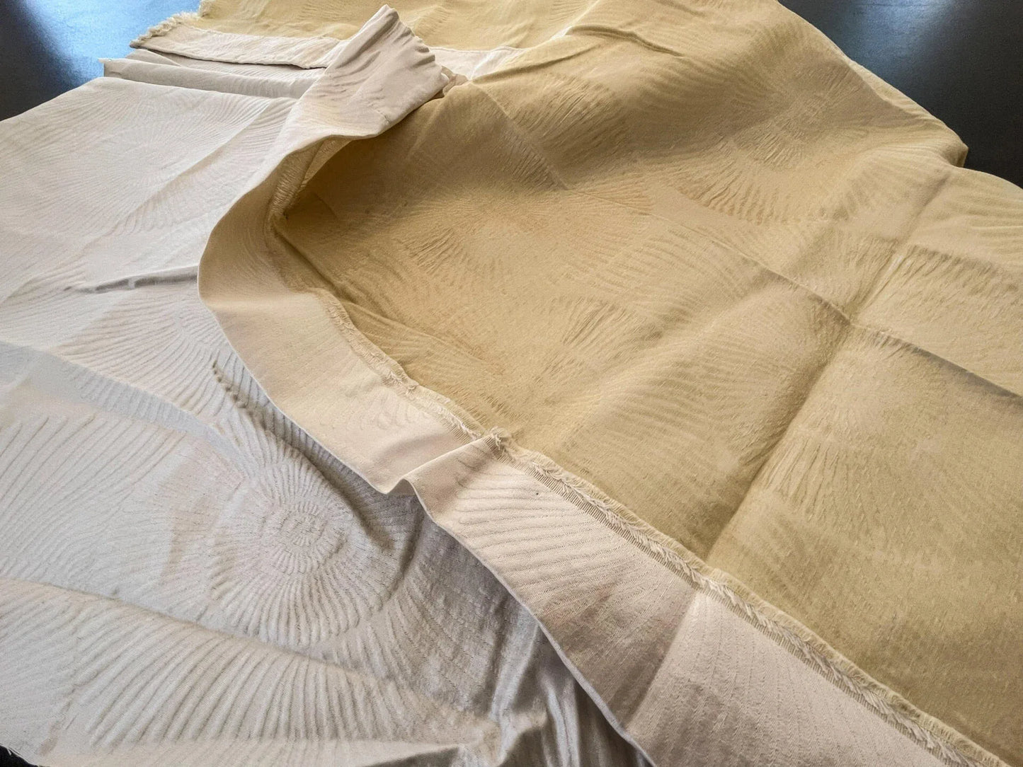 19 Berkbox52 1.2 yard Scalamandre Nautilo Eggshell White Jacquard, Bird , Animal/ocean Blue MSRP USD 302