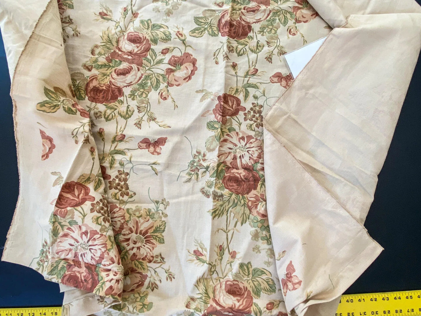 12 Berkbox56 1.3 yard Scalamandre Balmoral-Corn linen Rose, Green Floral