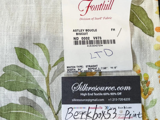 Scalamandre Astley Boucle Biscuit White Flowers - 1.2y