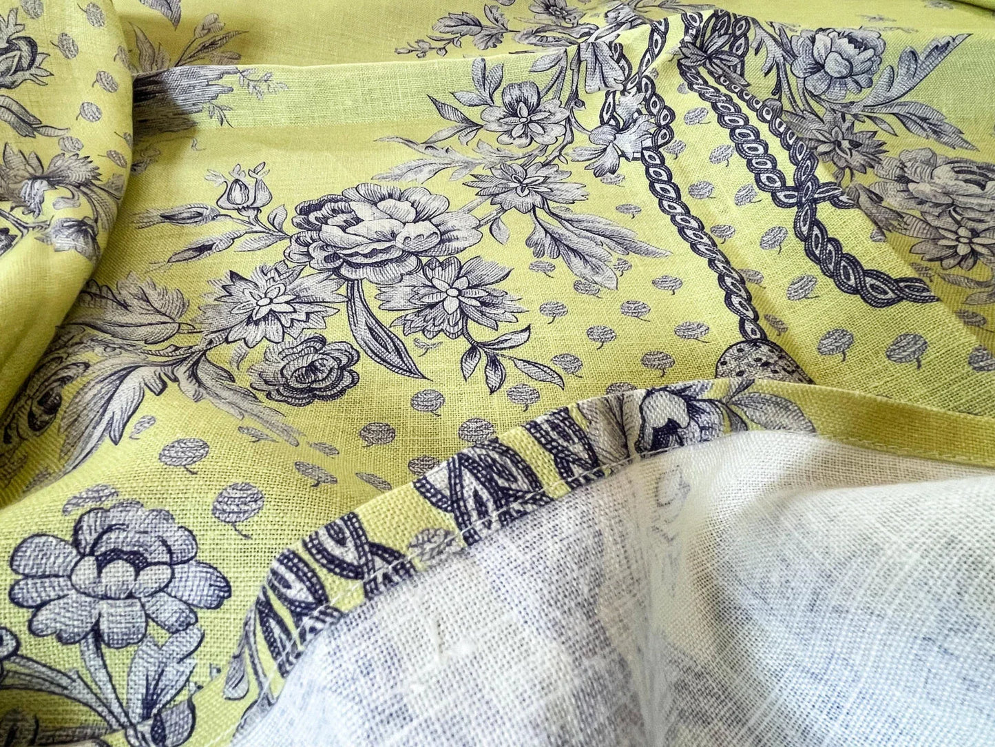 Scalamandre Tobago Hive Chartreuse Sapphire Linen - 1.5 Yard