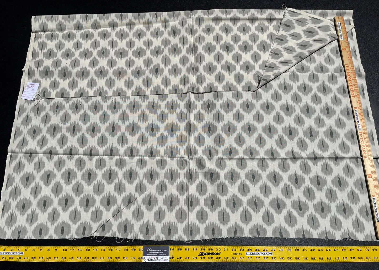 6 Berkbox61 1.4 yard Scalamandre AMARA IKAT WEAVE Stone Beige MSRP USD 150/y