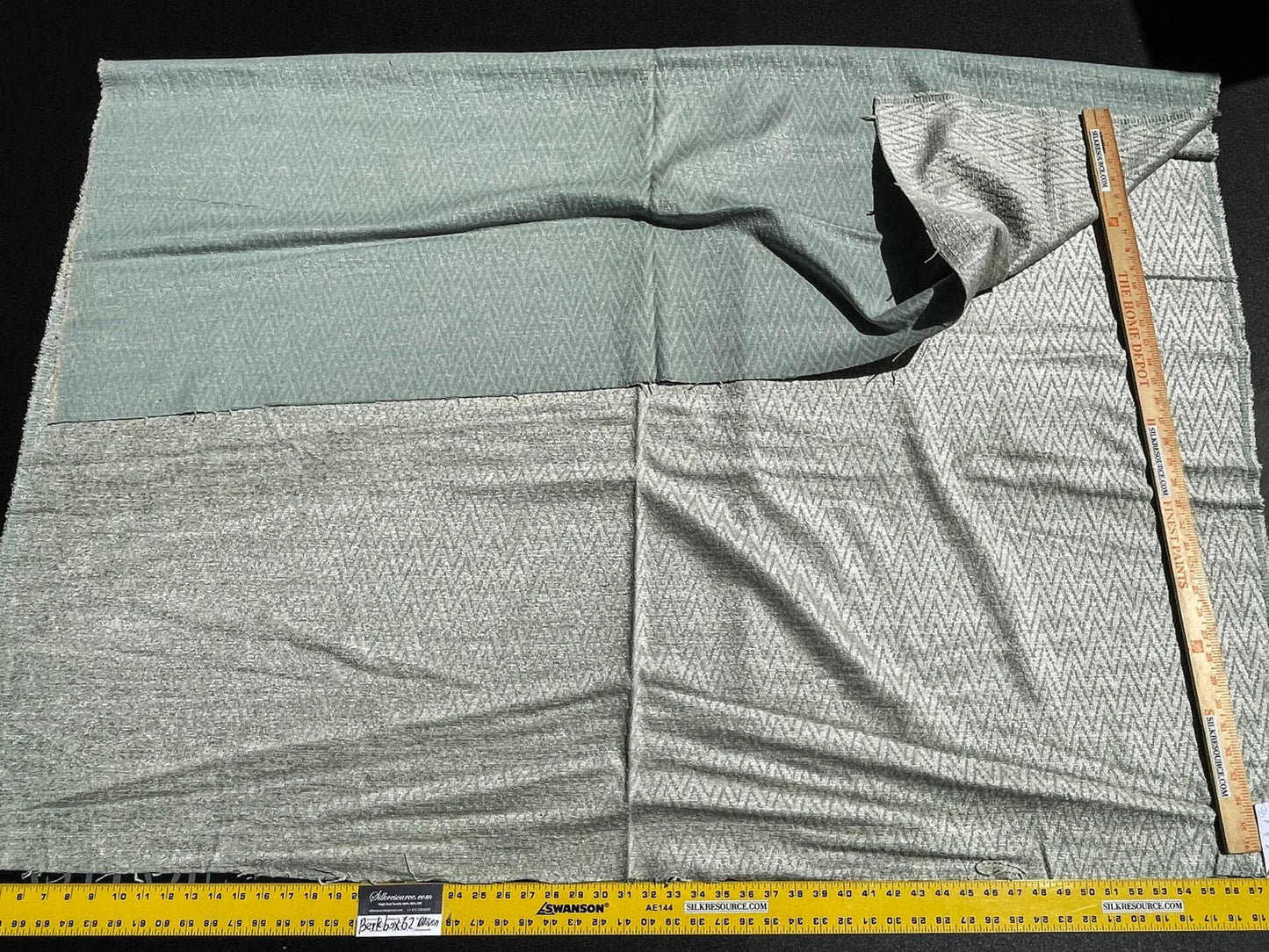 3 Berkbox62 1.5 yard Scalamandre CHEVRON CHINELLE Mineral Light Green MSRP USD246/y