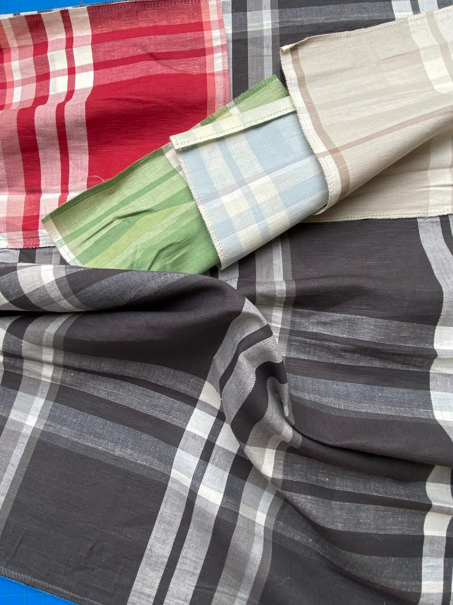 10 Berkbox91 Square Jacquard by Scalamandre Modo Plaid Brown White Plaid Check MSRP USD156/y