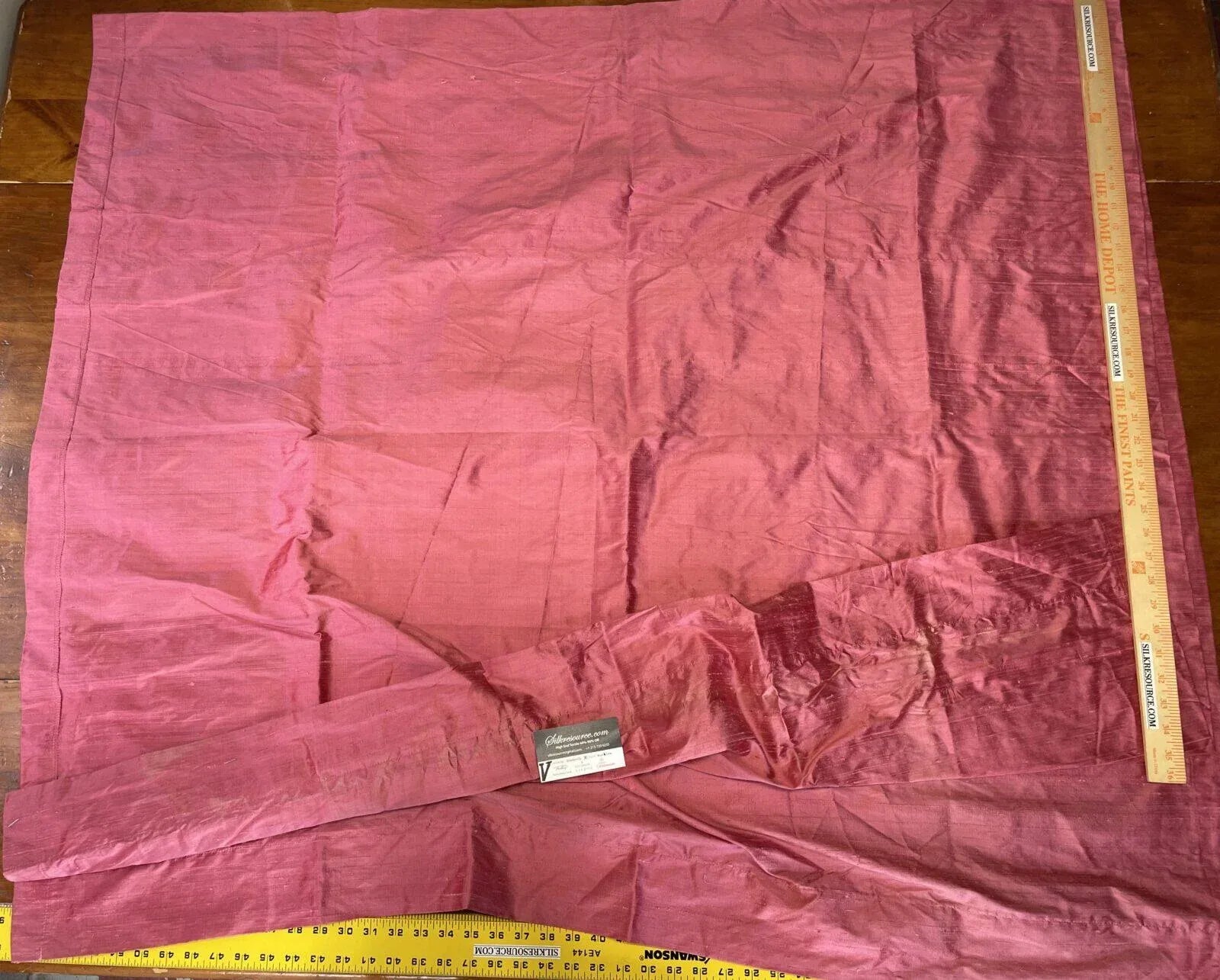 Tissu doupion de soie 100% soie rouge - Tissus en Ligne