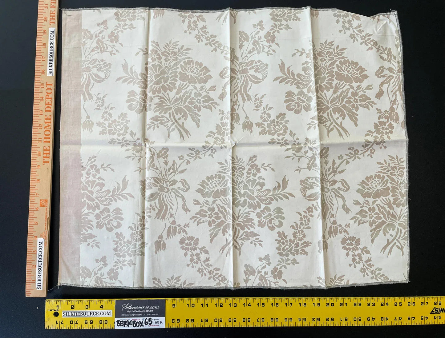 15 Berkbox65 Square 20"x26" Scalamandre Renaissance Floral White Beige Woven