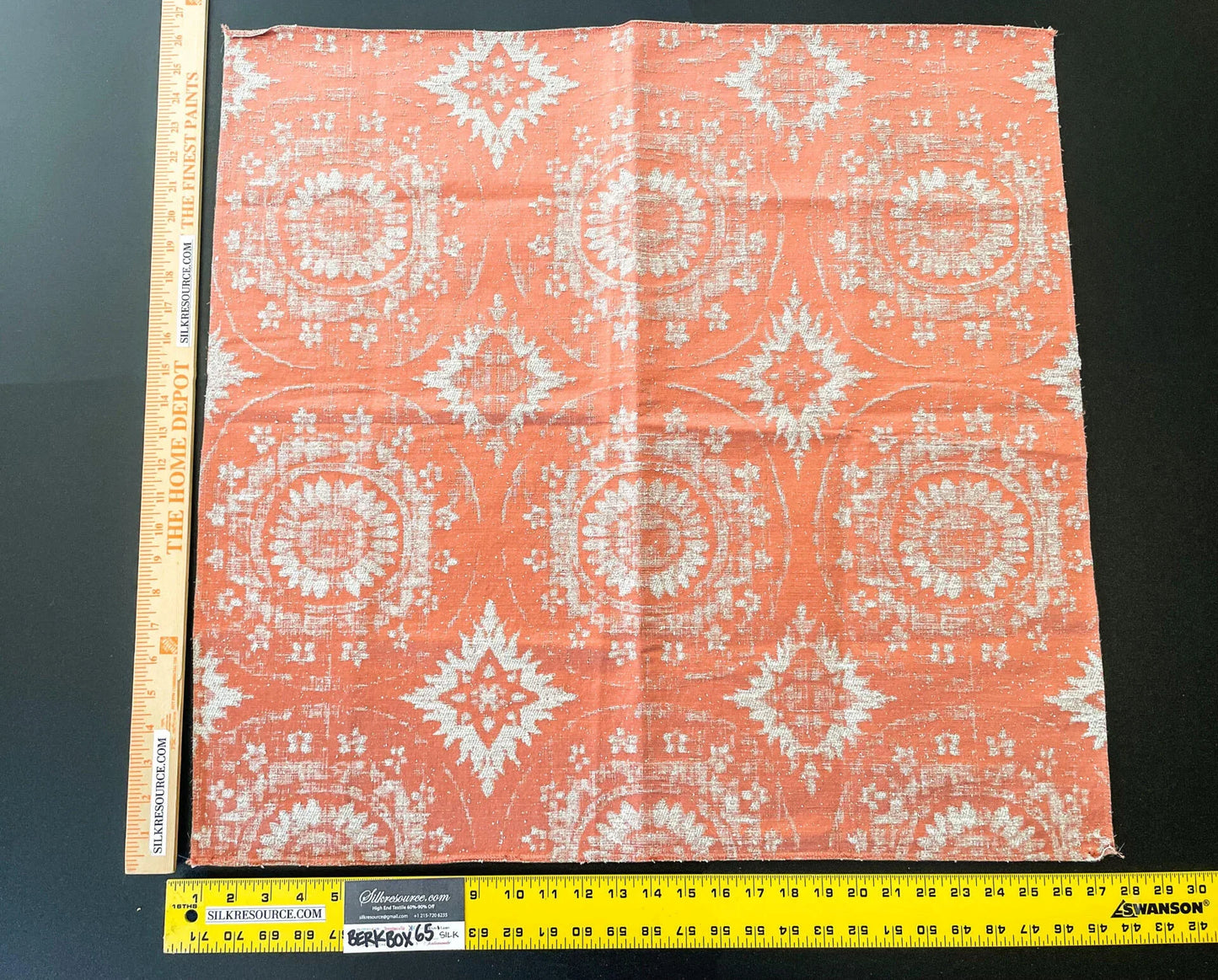 21 Berkbox65 26"x26" SQUARE Scalamandre MANDALA Orange on Gray Medallion MSRP USD258/y