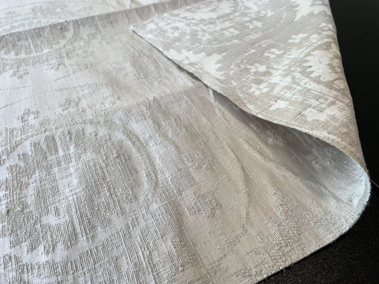 27 Berkbox65 27"x27" SQUARE Scalamandre MANDALA White Medallion MSRP USD258/y