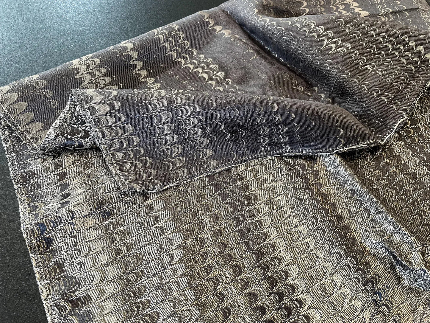 25 Berkbox66 SQUARE 27"x27" Scalamandre Ebru Silk Weave Smoke Marbled Paper Silk Jacquard Texture Black MSRP USD 424/Y