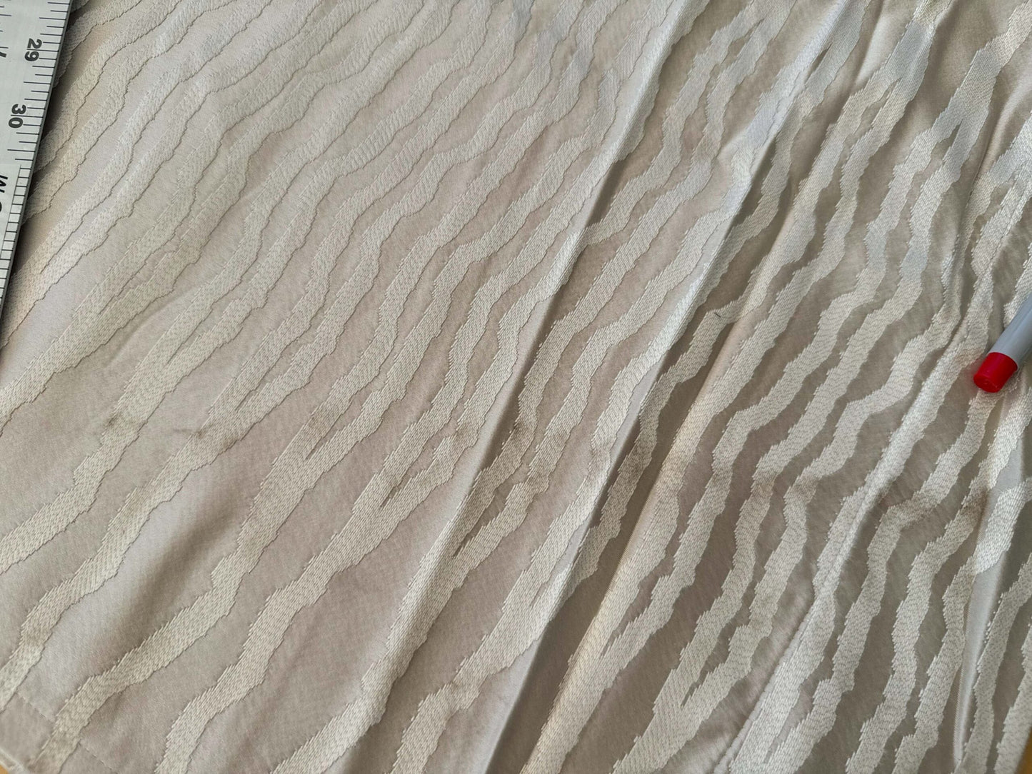 5 EV38 Scalamandre Desert Mirage Platinum Cream Beige Jacquard Abstract Viscose Polyester MSRP USD 252/y 1.2yards Stain