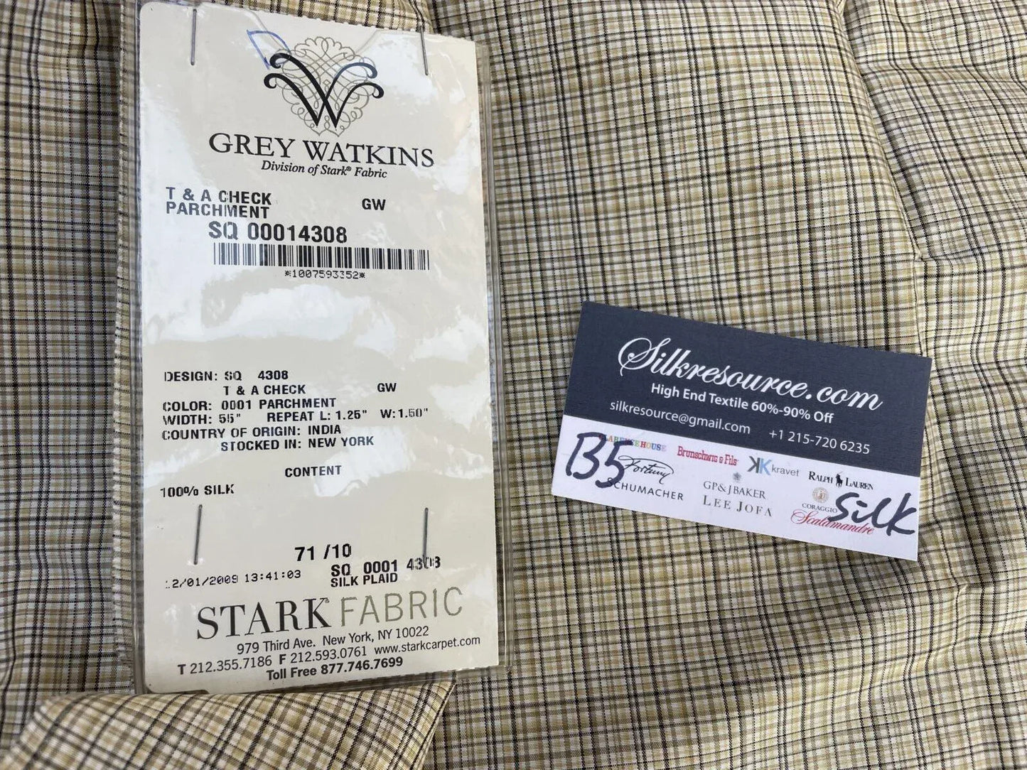 36d Berkbox5 Scalamandre Silk Square T & A Parchment