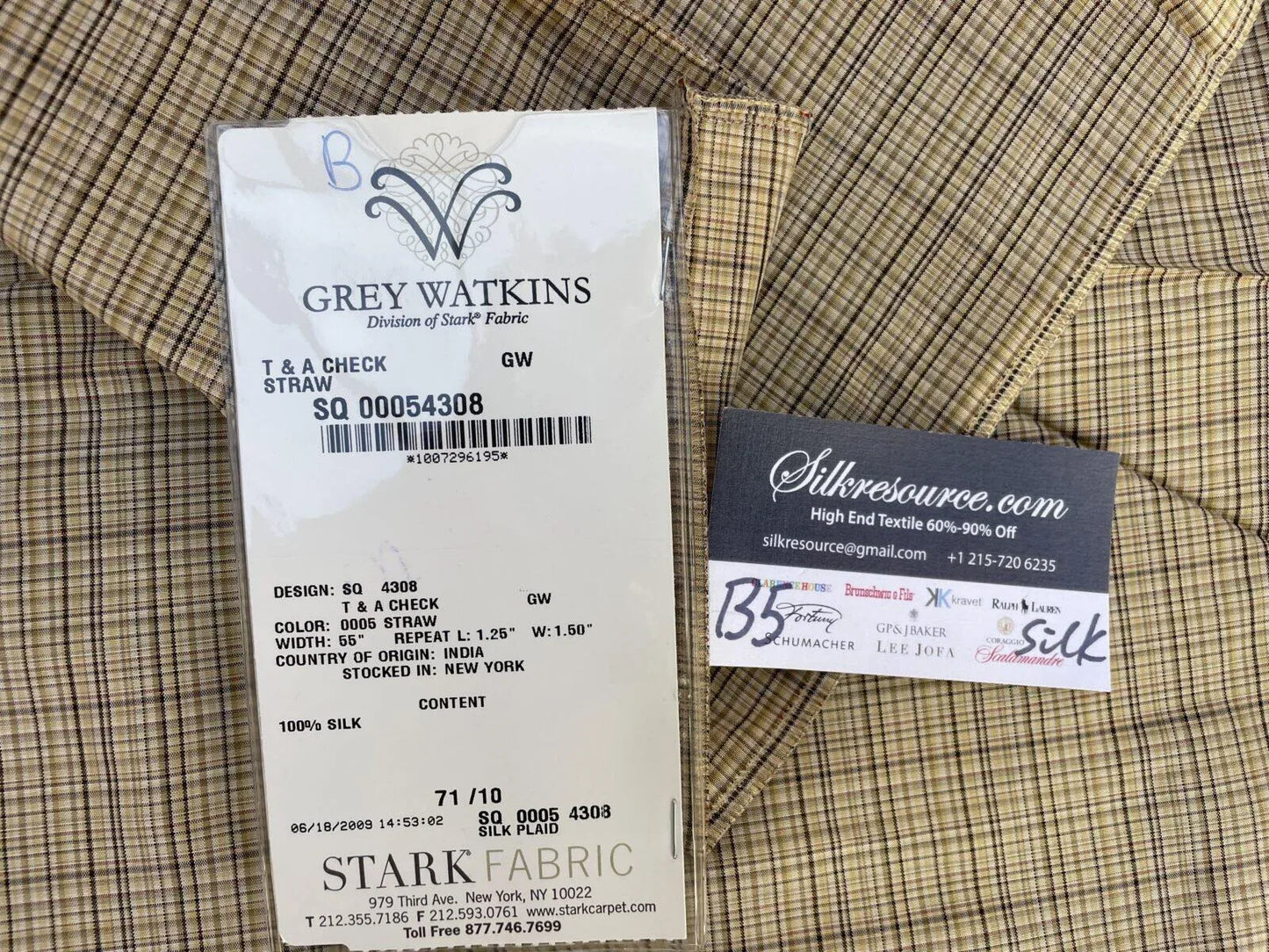 40b Berkbox5 Scalamandre Silk Square T & A Check Staw