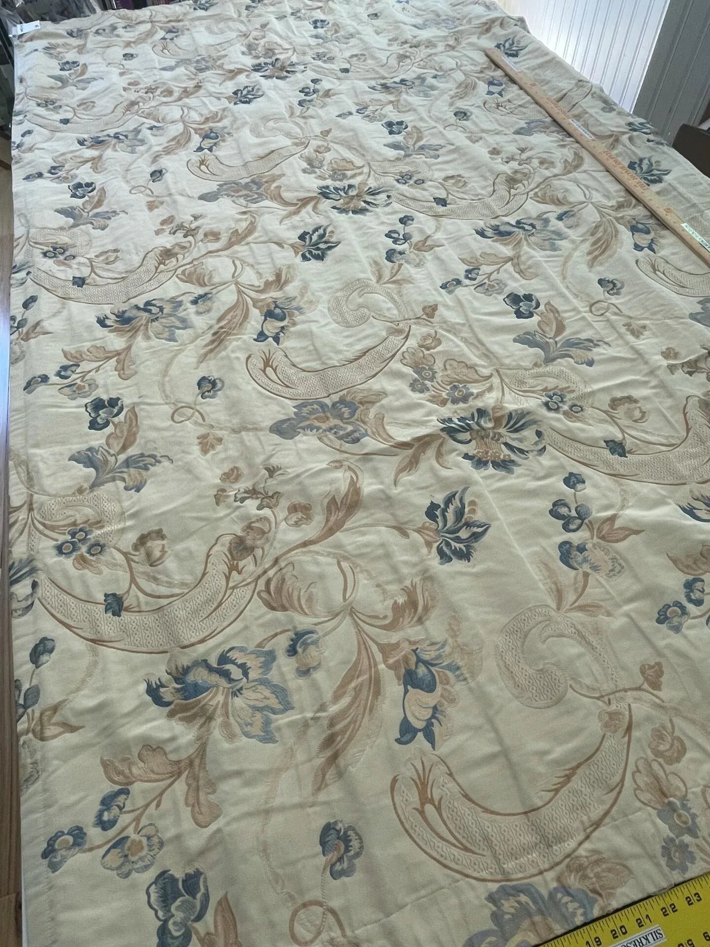 16 Berkbox48 2.5 yard Scalamandre La Fiorentina Blue / Antique Yellow Lampases By Old World Weavers MSRP USD 456/y