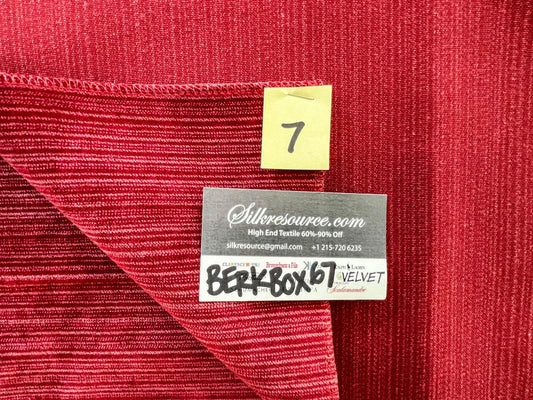 7 Berkbox67 27"x 27" Square Scalamandre NOBEL BIKING RED Plains Texture