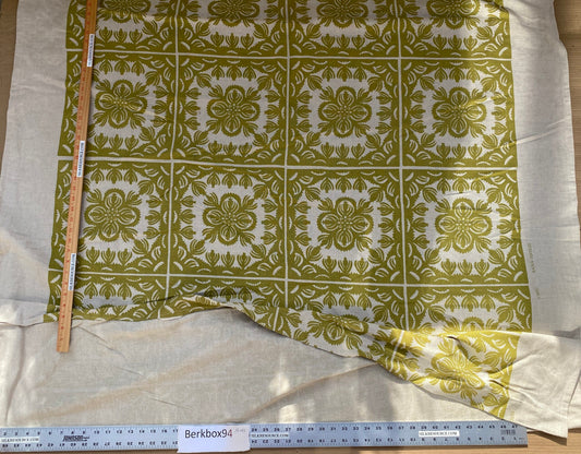 4 BerkBox94 Raoul Textile Line Hand Print Made in US Oahu Green White Square Medallion Ikat Geometric 1.5yd x 54"W MSRP $300+/y