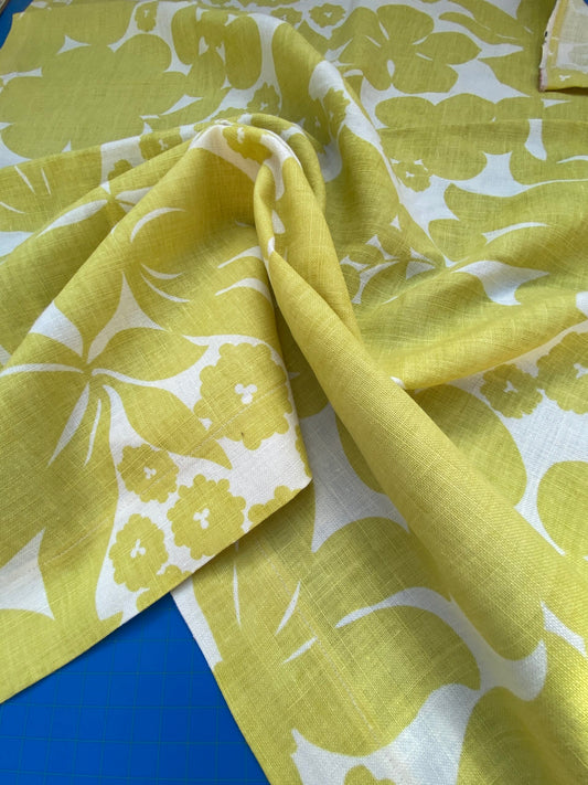 11 BerkBox94 Raoul Textile Line Hand Print Made in US Botanical Floral White Yellow 32" x 30"W MSRP $300+/y