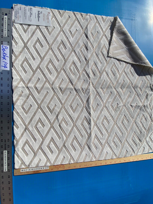 7 Berkbox104 Square Scalamandre Aldeco Guest Ivory Cut Velvet Geometric