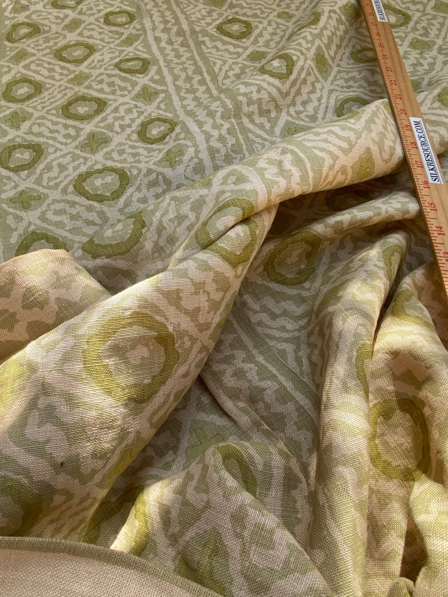 18 BerkBox94 Raoul Textile Line Hand Print Made in US Mali Green White Art Deco Ikat Dots Diamond 1.6YD MSRP $300+/y