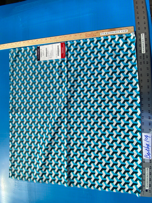 23 Berkbox104 Square Scalamandre Lelievre Paris Ceramic FR Paon Blue Polyester Geometric Graphic Small Scale MSRP USD416/y